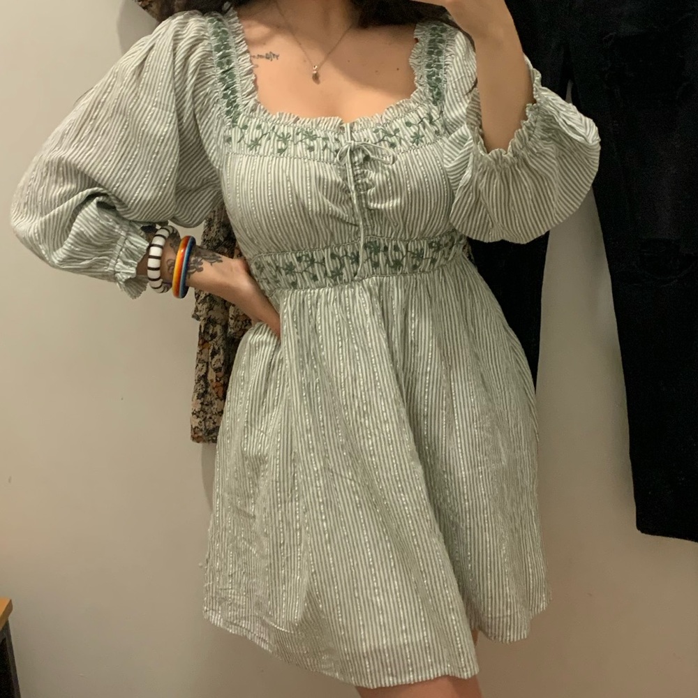 American Eagle Puff Sleeve Mini Dress | Size: 4 |